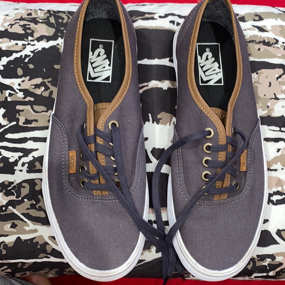 New Vans Men 8 Women 9.5 Vintage Style